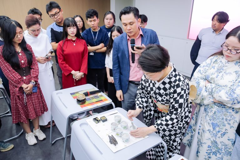 Trao đổi văn hoá nhật bản