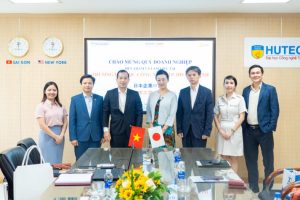 Hợp Tác Việt Nam Nhật Bản: VJ MUSUBI và HUTECH Thúc Đẩy Phát Triển Giáo Dục (Tháng 4/2025) 2 Genki Dang - Tổng Giám Đốc VJ MUSUBI trao đổi về cơ hội hợp tác với đoàn nghị sĩ tỉnh Shiga tại Trường Đại học HUTECH